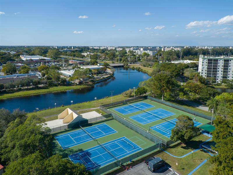 2322 S Cypress Bend Drive Pompano Beach FL 33069