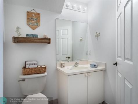 5048 SW 136th Avenue Miramar FL 33027