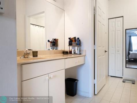 5048 SW 136th Avenue Miramar FL 33027