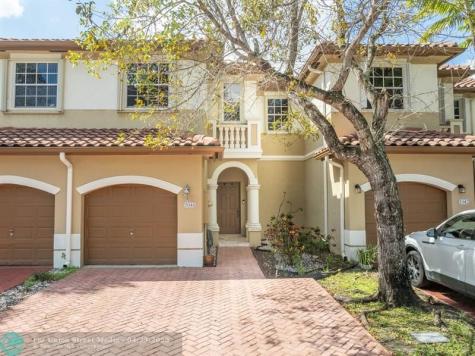 5048 SW 136th Avenue Miramar FL 33027