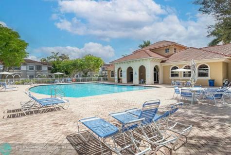 5048 SW 136th Avenue Miramar FL 33027