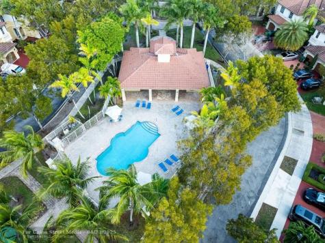 5048 SW 136th Avenue Miramar FL 33027