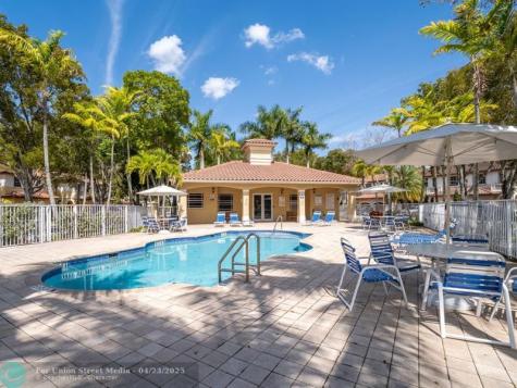 5048 SW 136th Avenue Miramar FL 33027