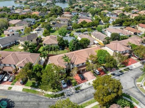 5048 SW 136th Avenue Miramar FL 33027