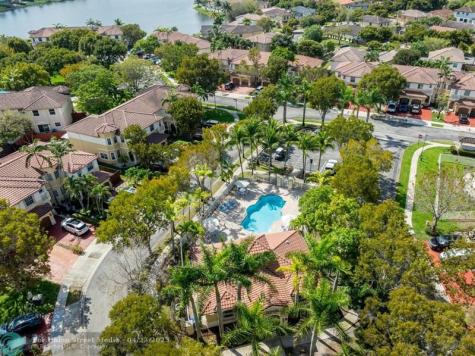5048 SW 136th Avenue Miramar FL 33027