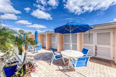 2220 NE 68th Fort Lauderdale FL 33308