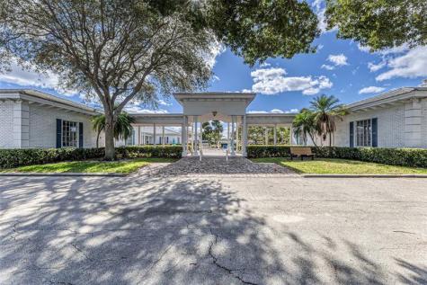 2220 NE 68th Fort Lauderdale FL 33308