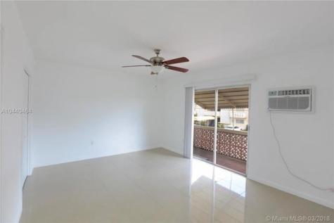 1820 Venice Park Drive North Miami FL 33181