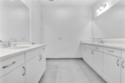 6947 Pines Circle Coconut Creek FL 33073