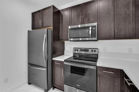 6947 Pines Circle Coconut Creek FL 33073