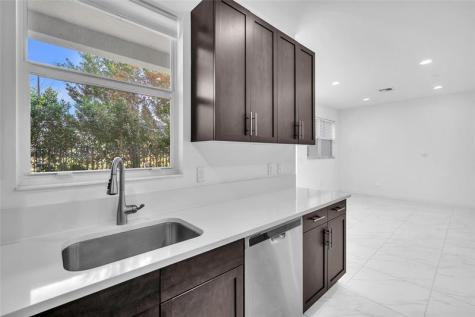 6947 Pines Circle Coconut Creek FL 33073