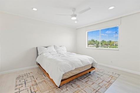 4722 Lago Vista Drive Coconut Creek FL 33073