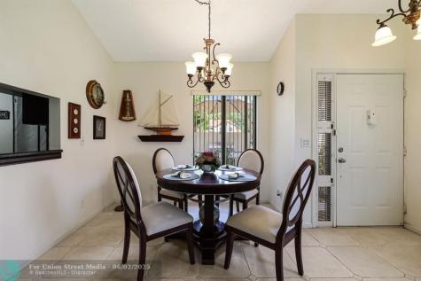 8 Via De Casas Sur Boynton Beach FL 33426