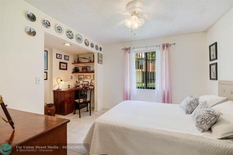 8 Via De Casas Sur Boynton Beach FL 33426