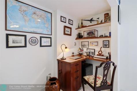 8 Via De Casas Sur Boynton Beach FL 33426