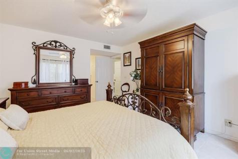 8 Via De Casas Sur Boynton Beach FL 33426