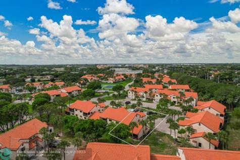 8 Via De Casas Sur Boynton Beach FL 33426