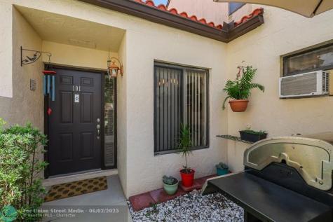 8 Via De Casas Sur Boynton Beach FL 33426