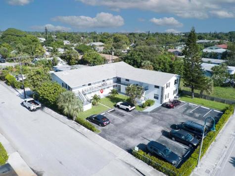 1127 S Federal Highway Lake Worth Beach FL 33460