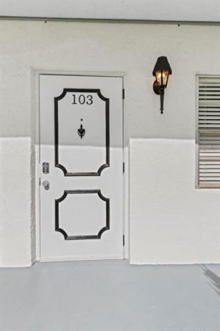 1127 S Federal Highway Lake Worth Beach FL 33460