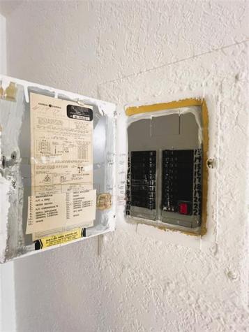 2502 Antigua Terrace Coconut Creek FL 33066