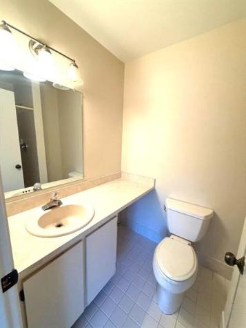 3082 S Oakland Forest Drive Oakland Park FL 33309