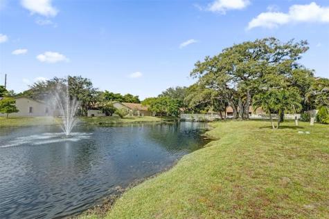 3082 S Oakland Forest Drive Oakland Park FL 33309