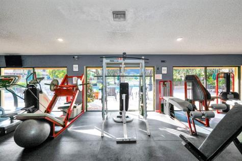 3082 S Oakland Forest Drive Oakland Park FL 33309