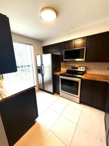 3082 S Oakland Forest Drive Oakland Park FL 33309