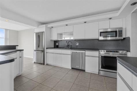 3233 NE 32nd Avenue Fort Lauderdale FL 33308