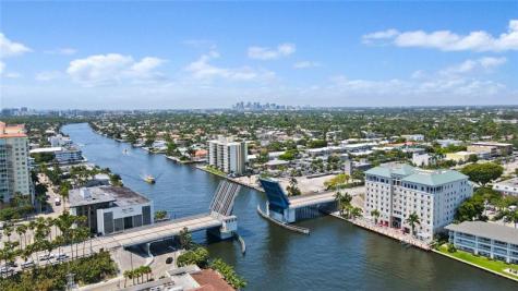 3233 NE 32nd Avenue Fort Lauderdale FL 33308