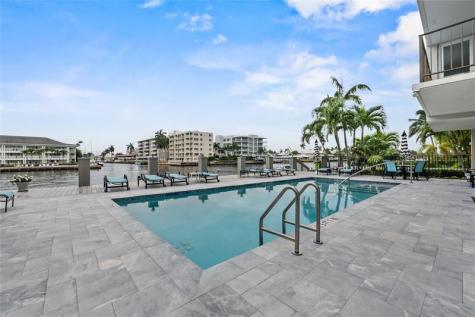 3233 NE 32nd Avenue Fort Lauderdale FL 33308
