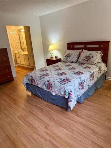 900 Colony Point Circle Pembroke Pines FL 33026