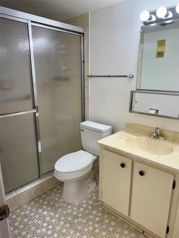 900 Colony Point Circle Pembroke Pines FL 33026