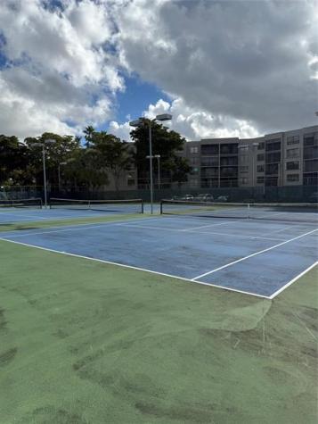 900 Colony Point Circle Pembroke Pines FL 33026