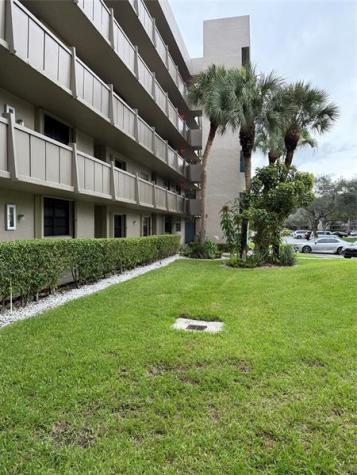 900 Colony Point Circle Pembroke Pines FL 33026