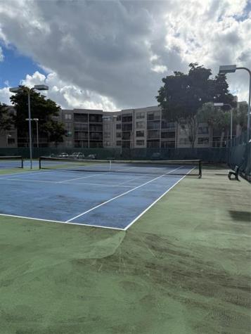 900 Colony Point Circle Pembroke Pines FL 33026