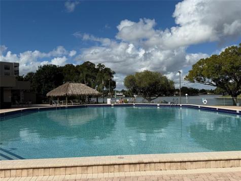 900 Colony Point Circle Pembroke Pines FL 33026