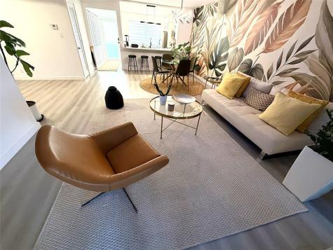 10 SE 13th Street Boca Raton FL 33432