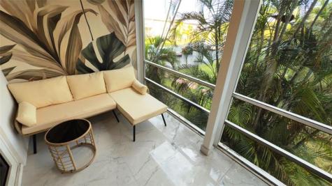 10 SE 13th Street Boca Raton FL 33432