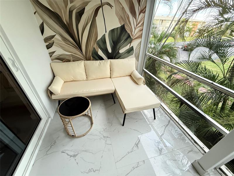 10 SE 13th Street Boca Raton FL 33432