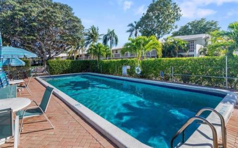 10 SE 13th Street Boca Raton FL 33432