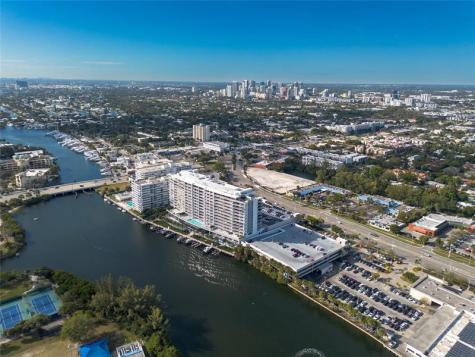 1180 N Federal Highway Fort Lauderdale FL 33304
