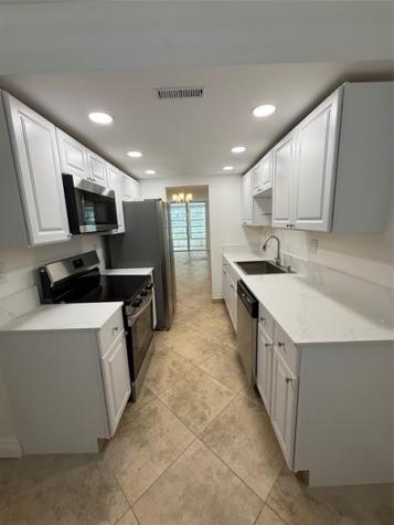 3099 NW 48th Avenue Lauderdale Lakes FL 33313