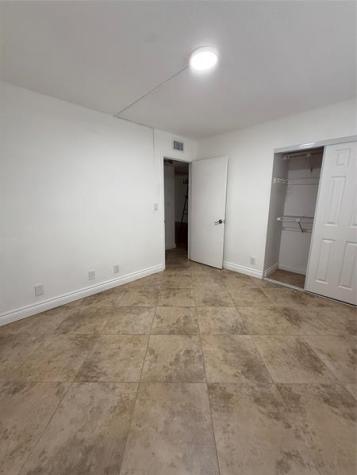 3099 NW 48th Avenue Lauderdale Lakes FL 33313