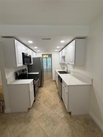 3099 NW 48th Avenue Lauderdale Lakes FL 33313