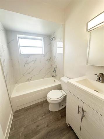 4163 SW 67th Avenue Davie FL 33314