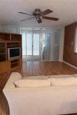103 Royal Park Drive Oakland Park FL 33309