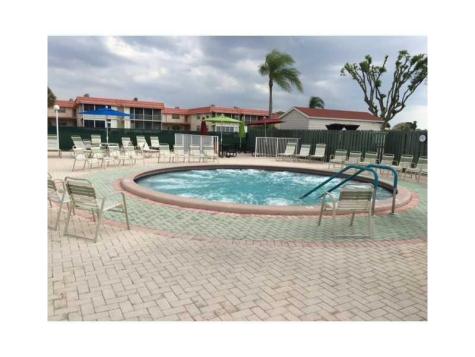 286 Monaco F Delray Beach FL 33446