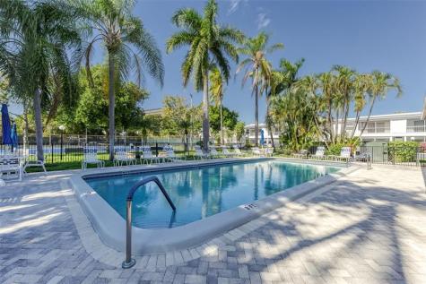 6253 Bay Club Drive Fort Lauderdale FL 33308